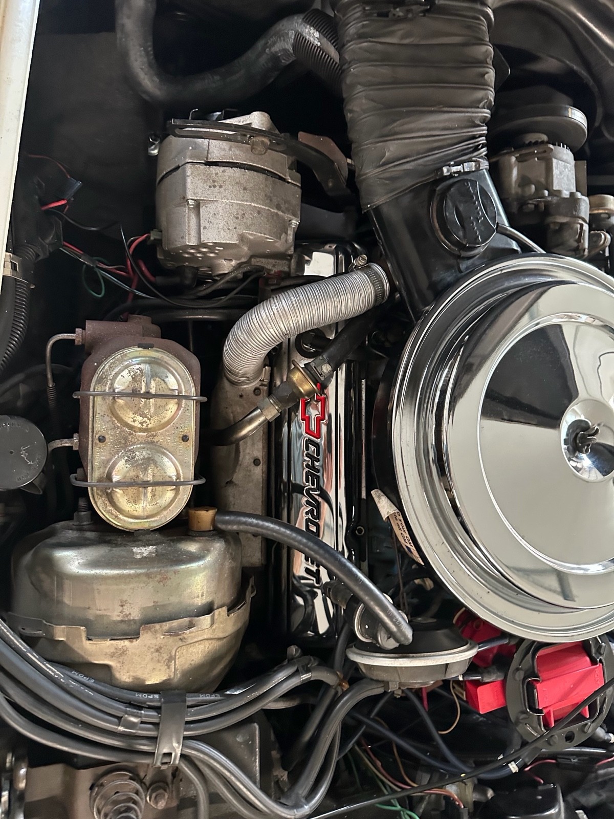 Chevrolet-Corvette-1980-16