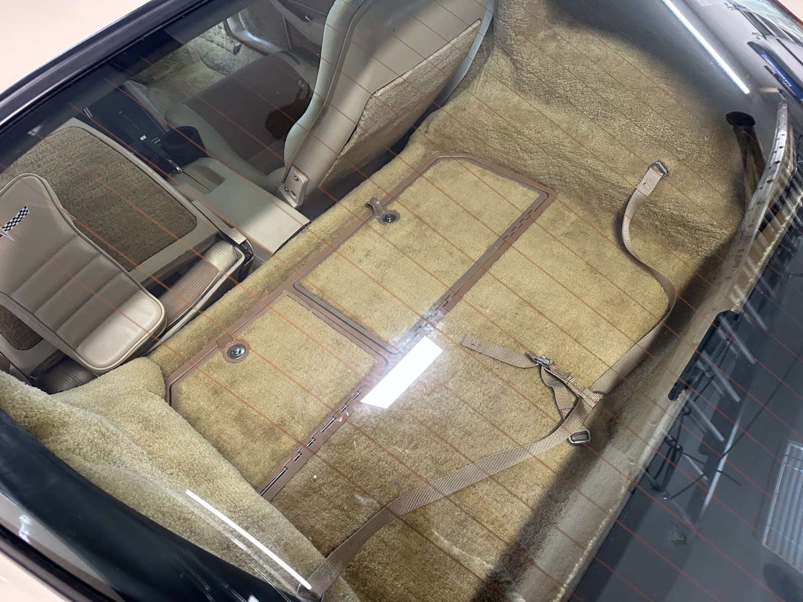 Chevrolet-Corvette-1980-3