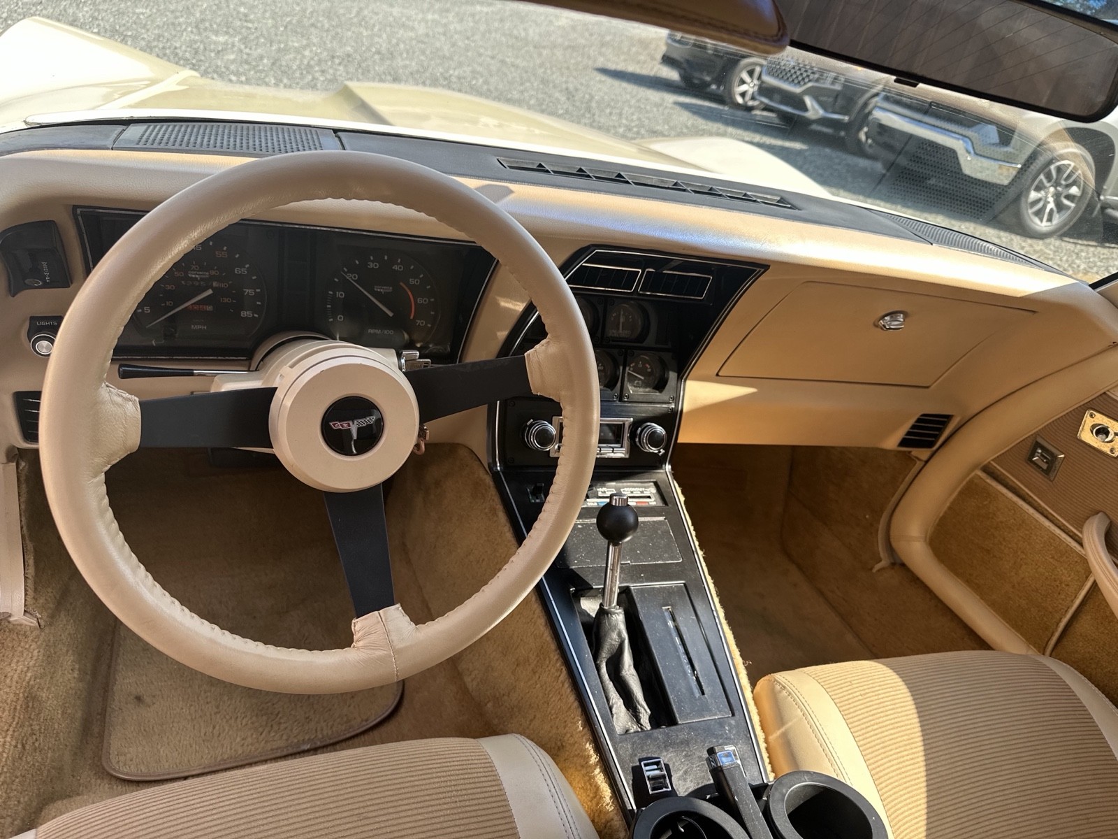 Chevrolet-Corvette-1980-5