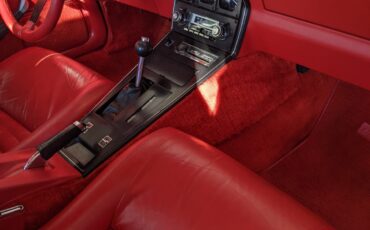 Chevrolet-Corvette-1980-Coupe-8