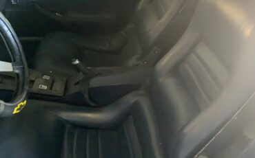 Chevrolet-Corvette-1981-Convertible-9