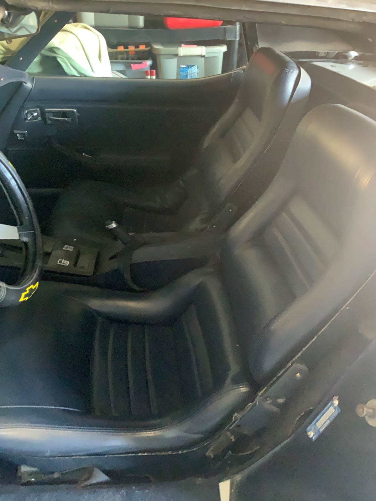 Chevrolet-Corvette-1981-Convertible-9