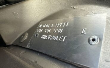 Chevrolet-Corvette-1982-Coupe-22