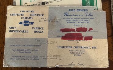 Chevrolet-Corvette-1982-Coupe-23