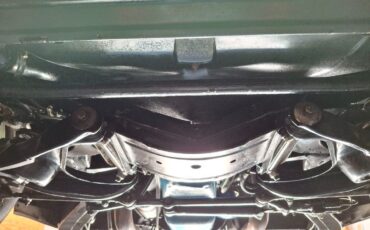 Chevrolet-Corvette-1982-Coupe-28