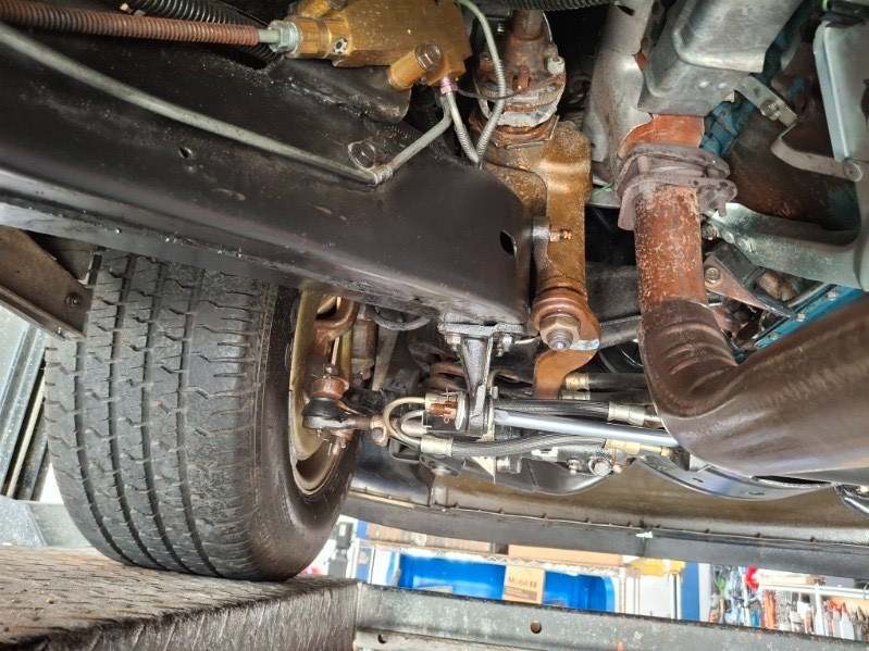 Chevrolet-Corvette-1982-Coupe-29