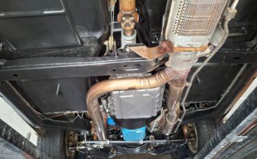 Chevrolet-Corvette-1982-Coupe-30