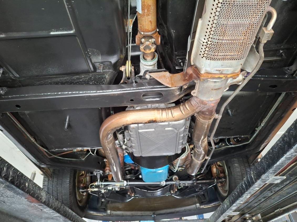 Chevrolet-Corvette-1982-Coupe-30