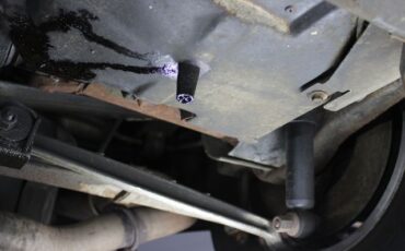 Chevrolet-Corvette-1982-Silver-Gray-10