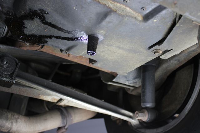 Chevrolet-Corvette-1982-Silver-Gray-10