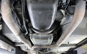 Chevrolet-Corvette-1982-Silver-Gray-12