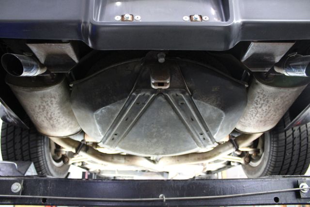 Chevrolet-Corvette-1982-Silver-Gray-18