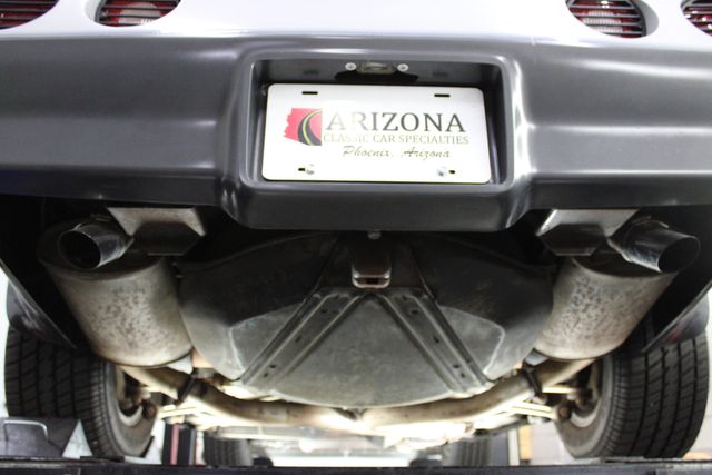 Chevrolet-Corvette-1982-Silver-Gray-19