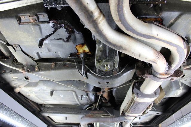 Chevrolet-Corvette-1982-Silver-Gray-49