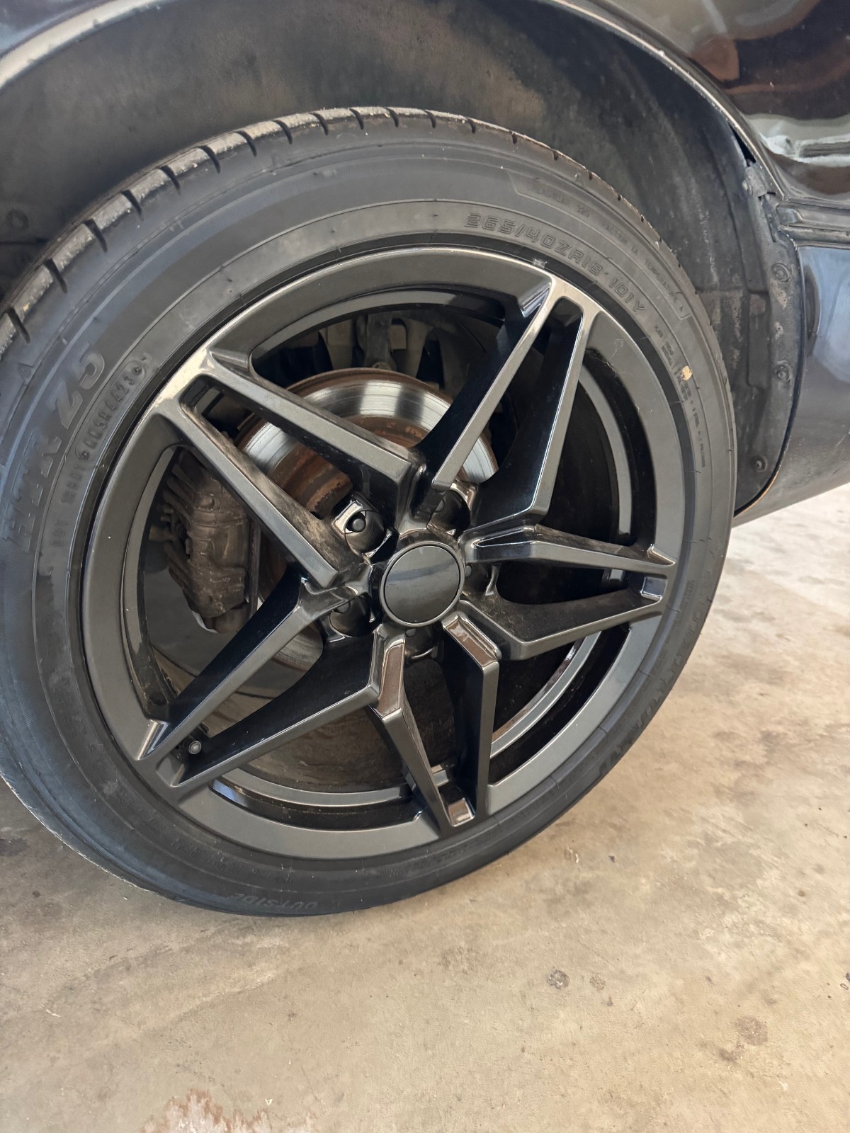 Chevrolet-Corvette-1984-Coupe-11