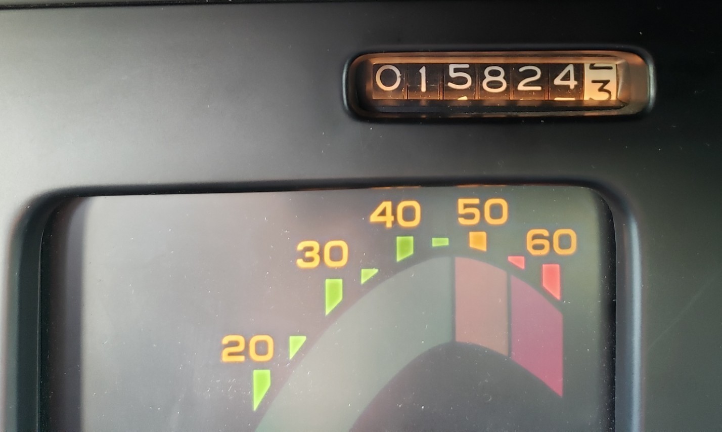 Chevrolet-Corvette-1985-Hatchback-2