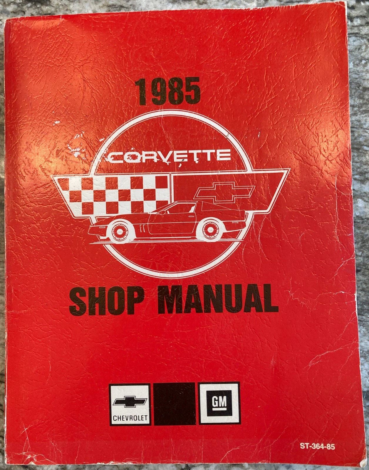 Chevrolet-Corvette-1985-Hatchback-27