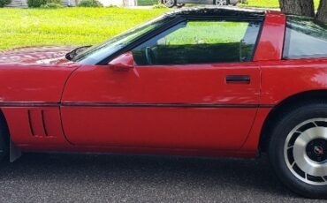 Chevrolet-Corvette-1985-Hatchback-7