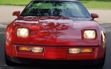 Chevrolet-Corvette-1985-Hatchback-9