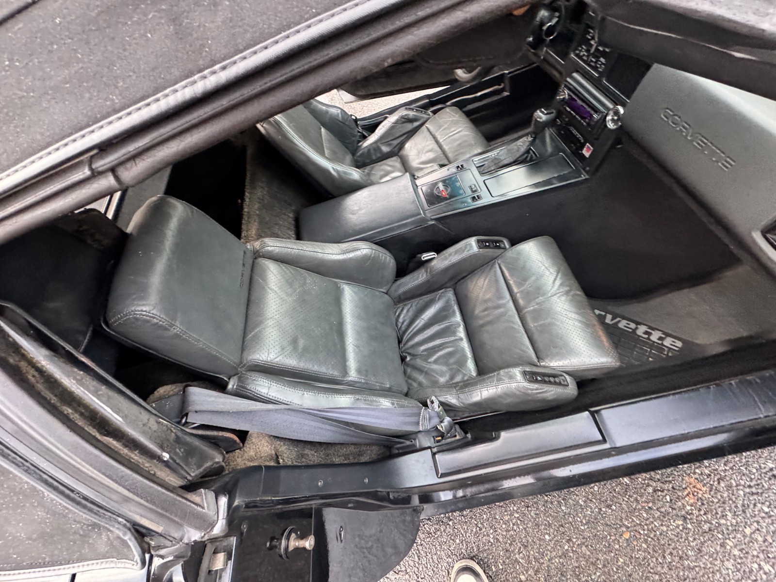 Chevrolet-Corvette-1986-Convertible-12