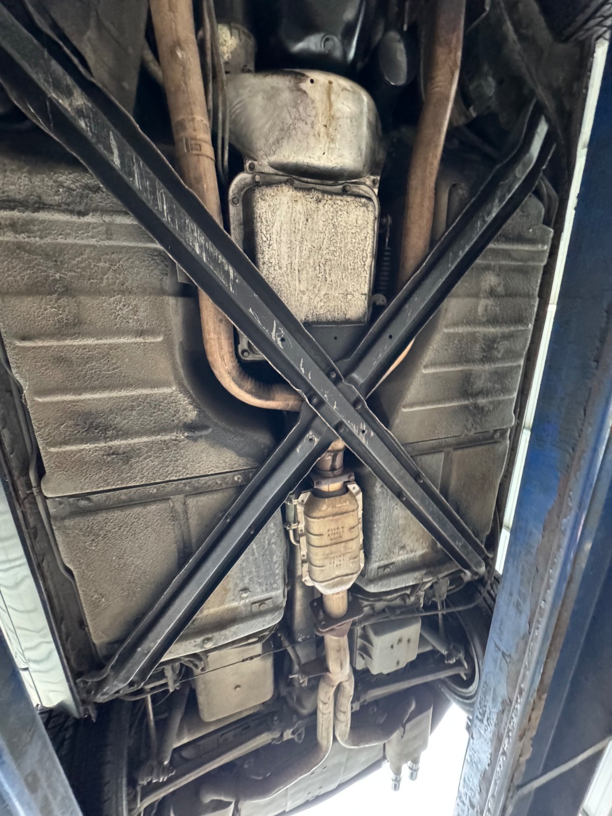 Chevrolet-Corvette-1986-Convertible-17