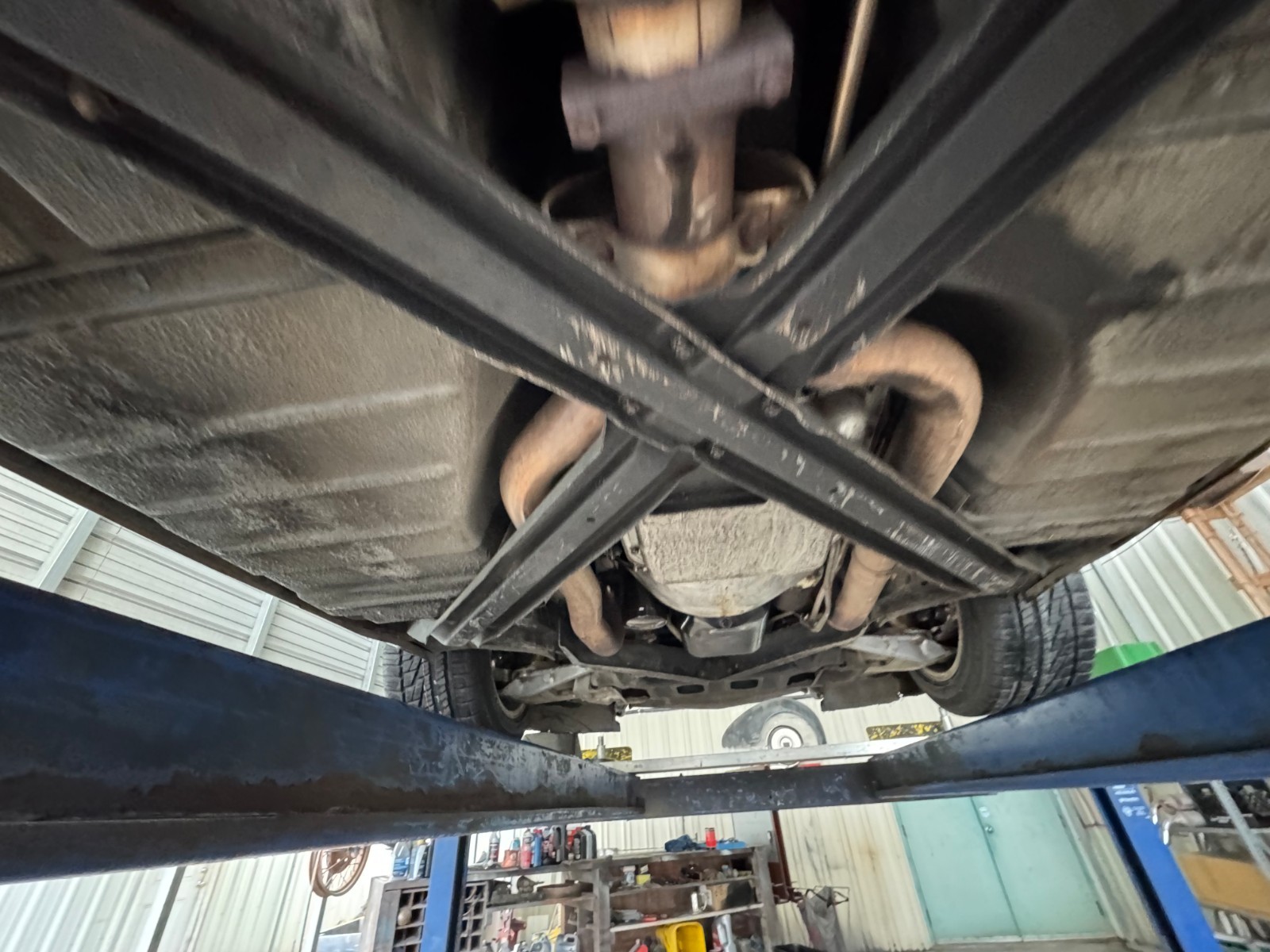 Chevrolet-Corvette-1986-Convertible-18