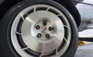 Chevrolet-Corvette-1986-Convertible-23