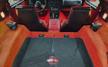 Chevrolet-Corvette-1986-Hatchback-14