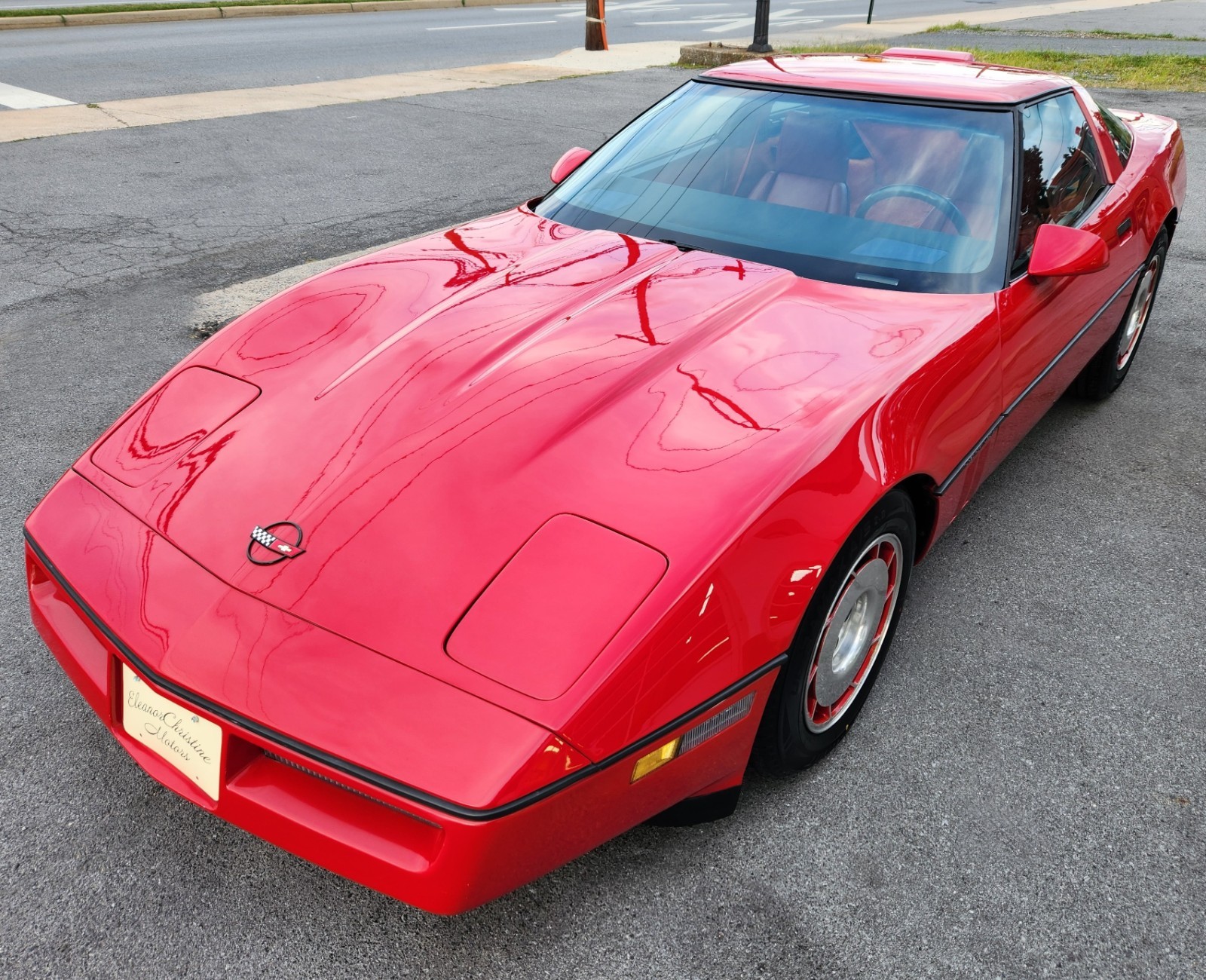 Chevrolet-Corvette-1986-Hatchback-16