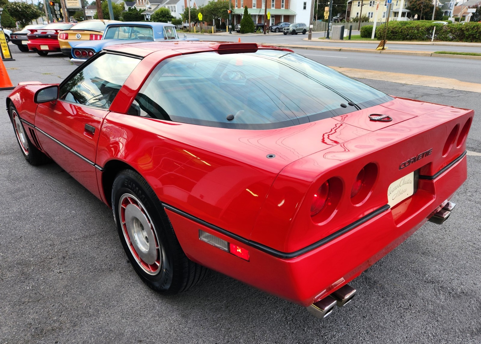 Chevrolet-Corvette-1986-Hatchback-24