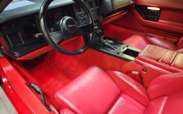 Chevrolet-Corvette-1986-Hatchback-9