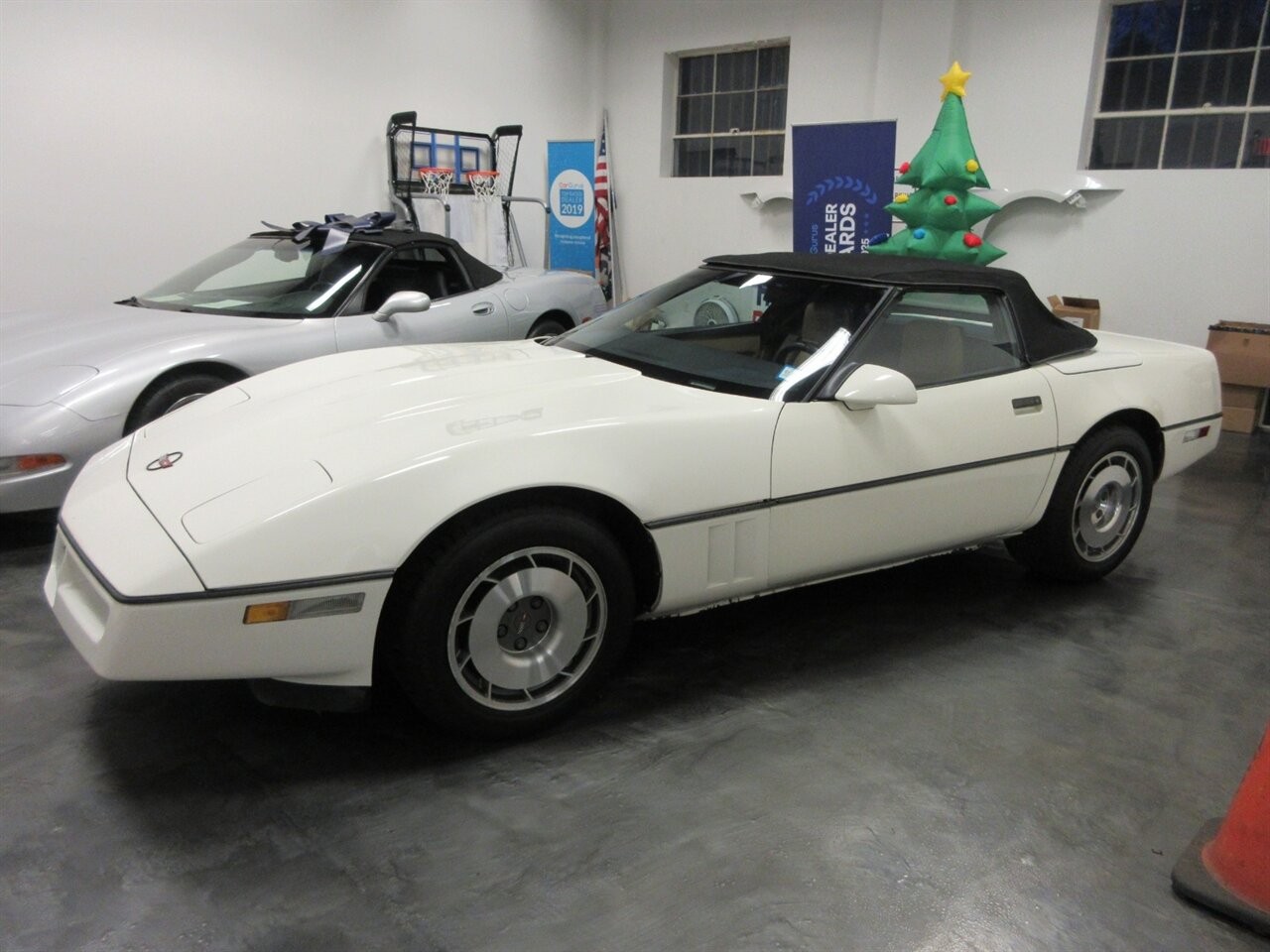 Chevrolet-Corvette-1987-Convertible-15