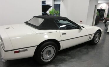 Chevrolet-Corvette-1987-Convertible-20