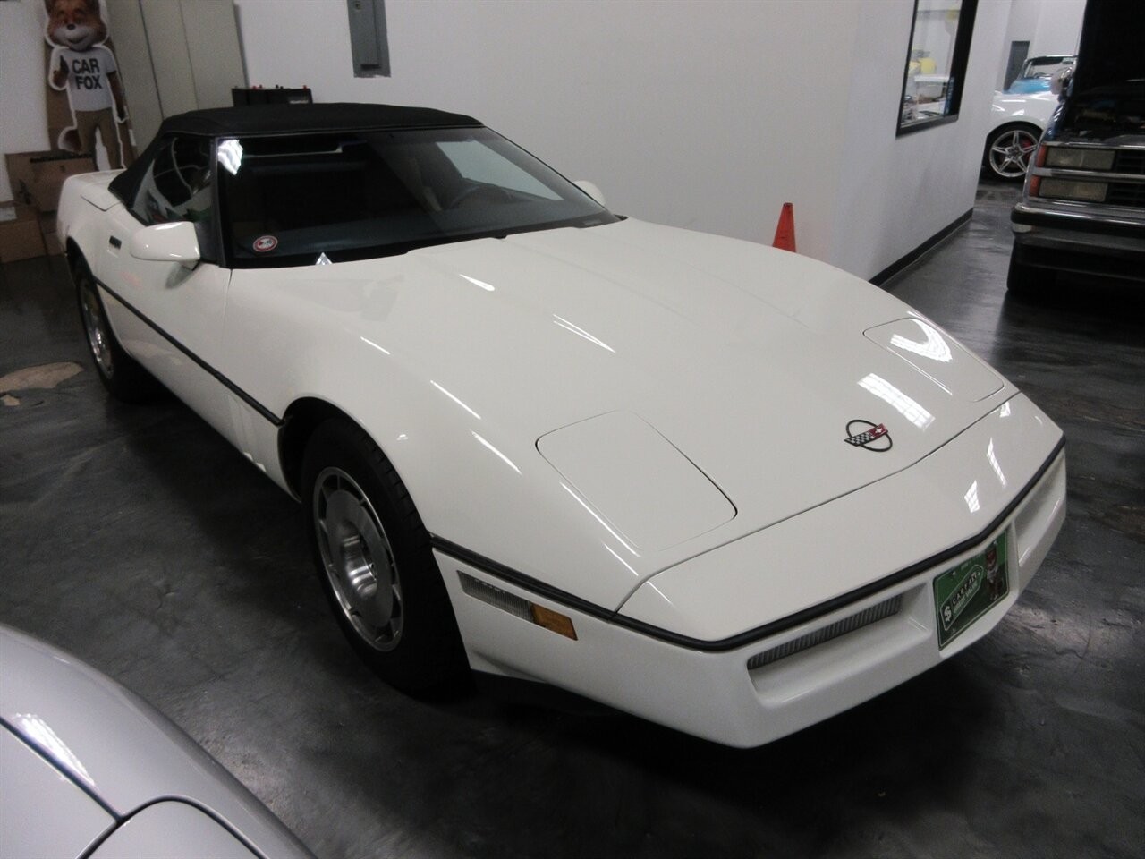 Chevrolet-Corvette-1987-Convertible-22