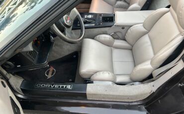 Chevrolet-Corvette-1989-Convertible-10