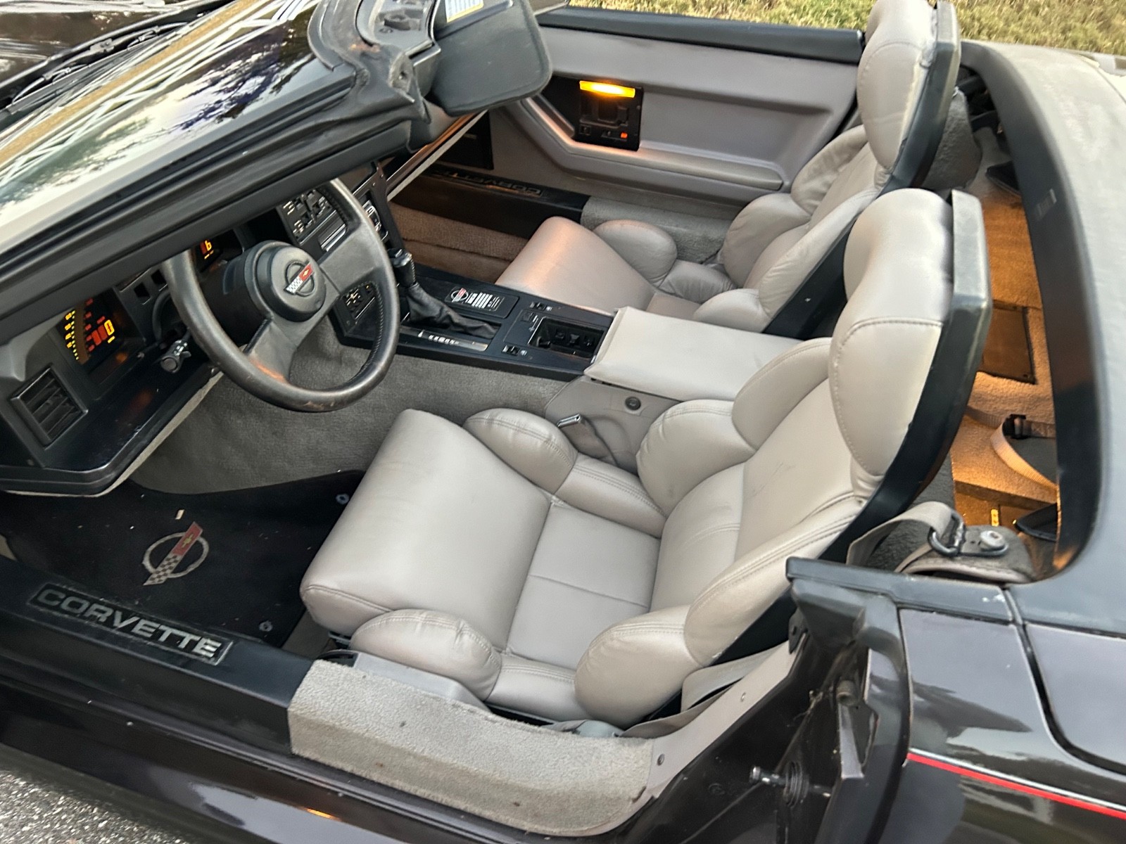 Chevrolet-Corvette-1989-Convertible-13