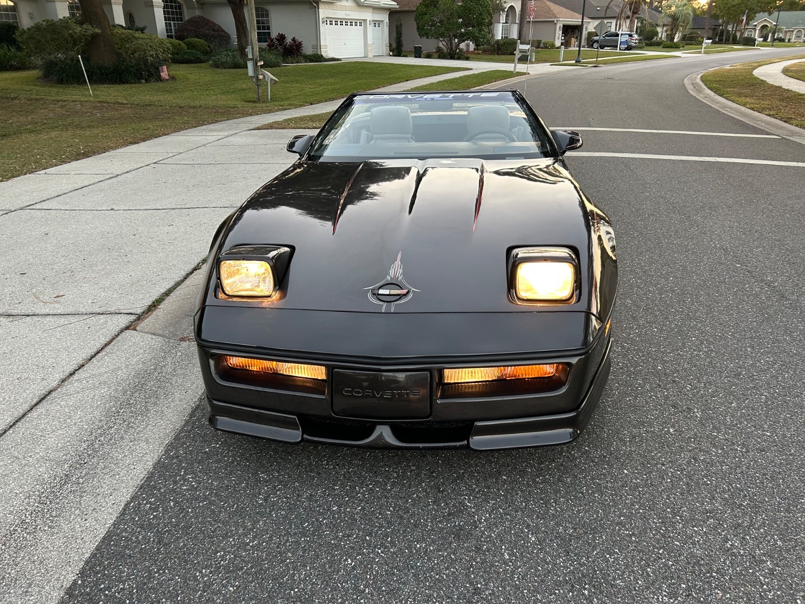 Chevrolet-Corvette-1989-Convertible-37