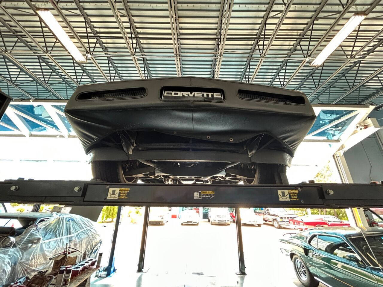 Chevrolet-Corvette-1989-Convertible-37