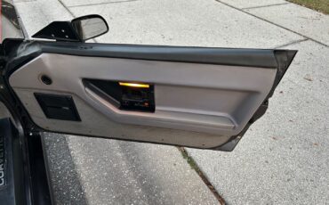Chevrolet-Corvette-1989-Convertible-38