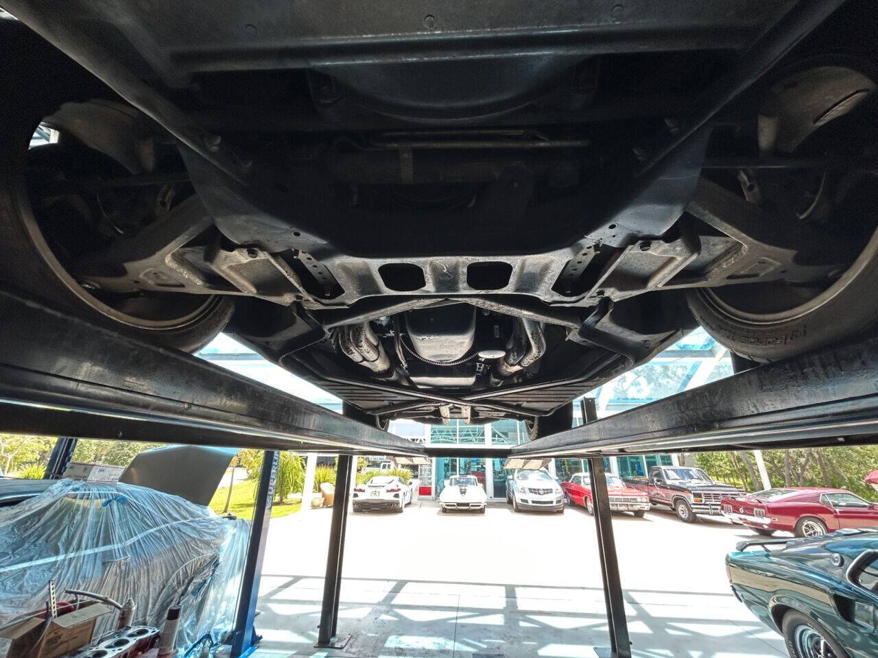 Chevrolet-Corvette-1989-Convertible-38