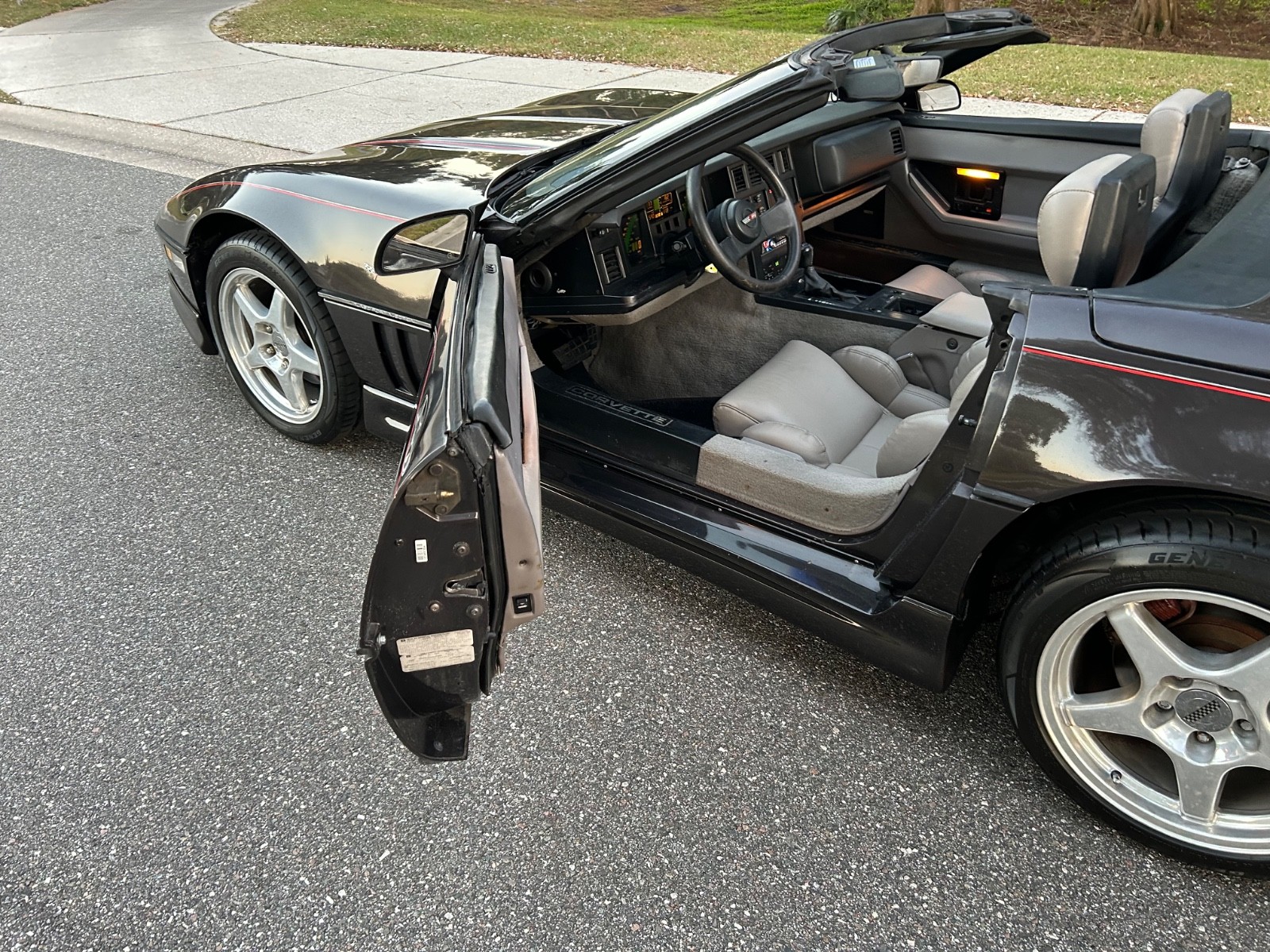 Chevrolet-Corvette-1989-Convertible-6