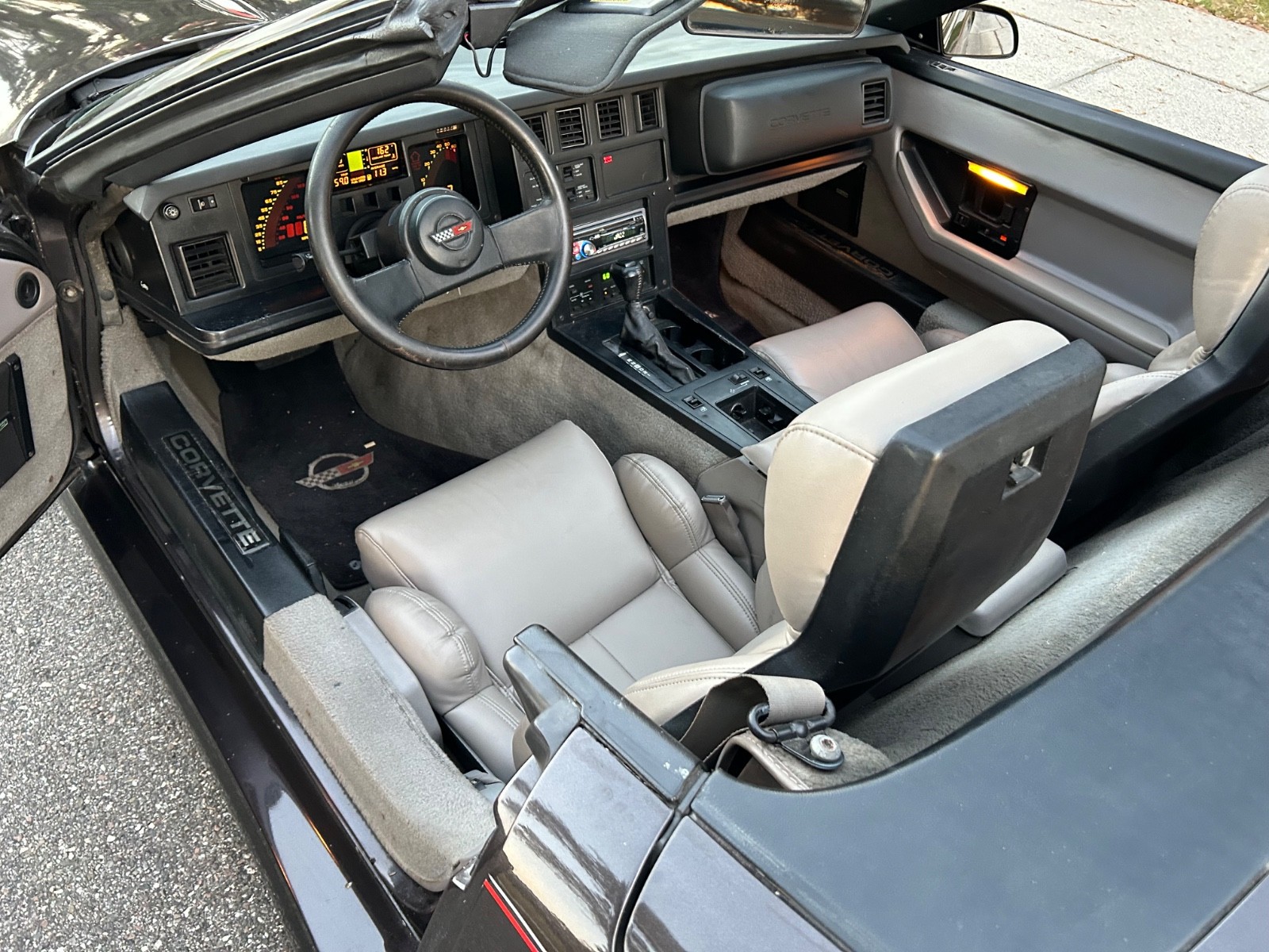 Chevrolet-Corvette-1989-Convertible-7