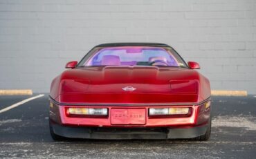 Chevrolet-Corvette-1990-Hatchback-1