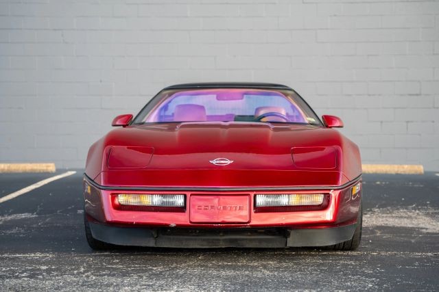 Chevrolet-Corvette-1990-Hatchback-1
