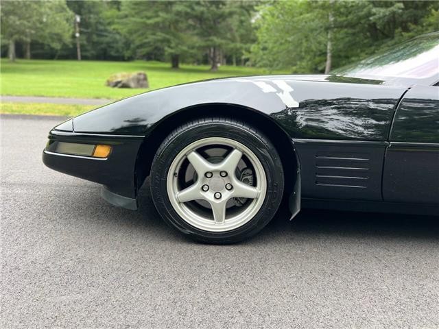 Chevrolet-Corvette-1991-11