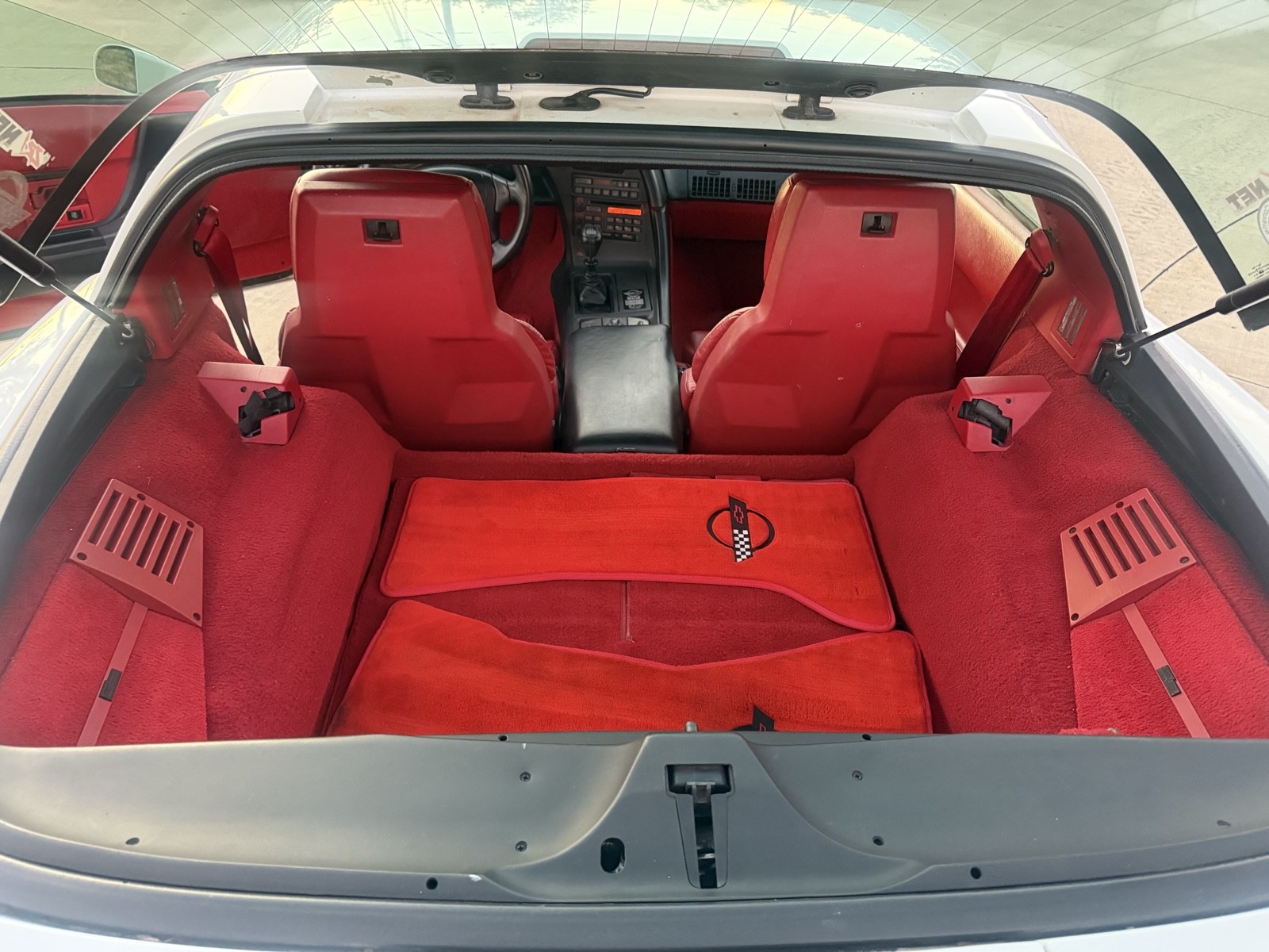 Chevrolet-Corvette-1991-12