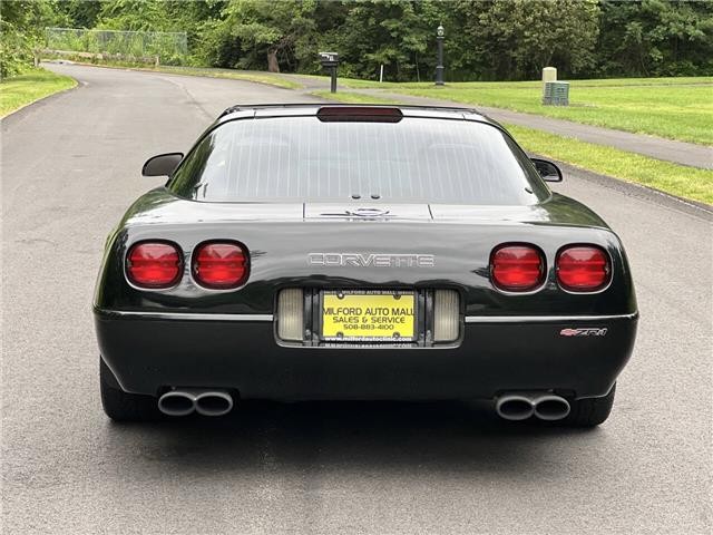 Chevrolet-Corvette-1991-14