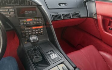 Chevrolet-Corvette-1991-14