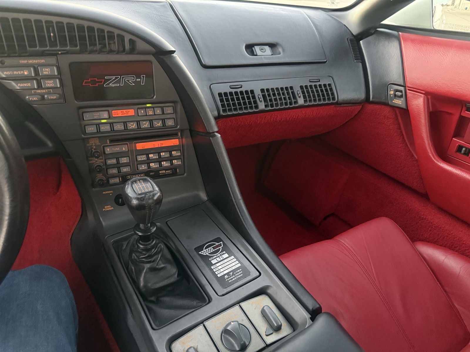 Chevrolet-Corvette-1991-14