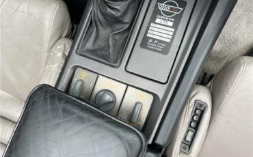 Chevrolet-Corvette-1991-27